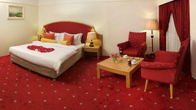 اتاق دو تخته دبل هتل پردیسان مشهد